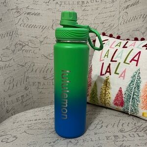 lululemon 24oz back to sport water bottle blue/green